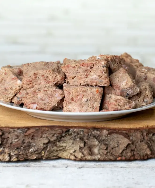 Compleet menu kip met zalm voor katten (gehakt)